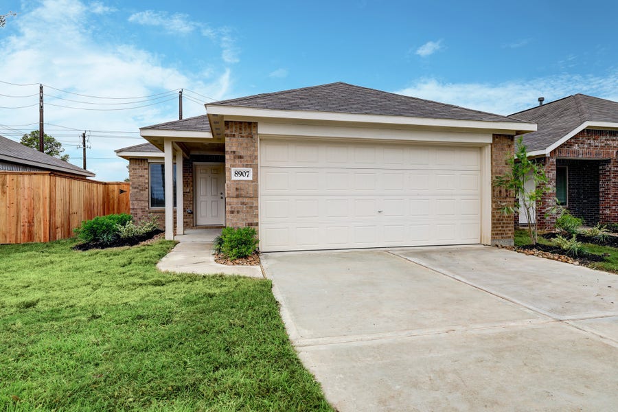 Property photo for 8907 Estes Lake Drive, Baytown, TX