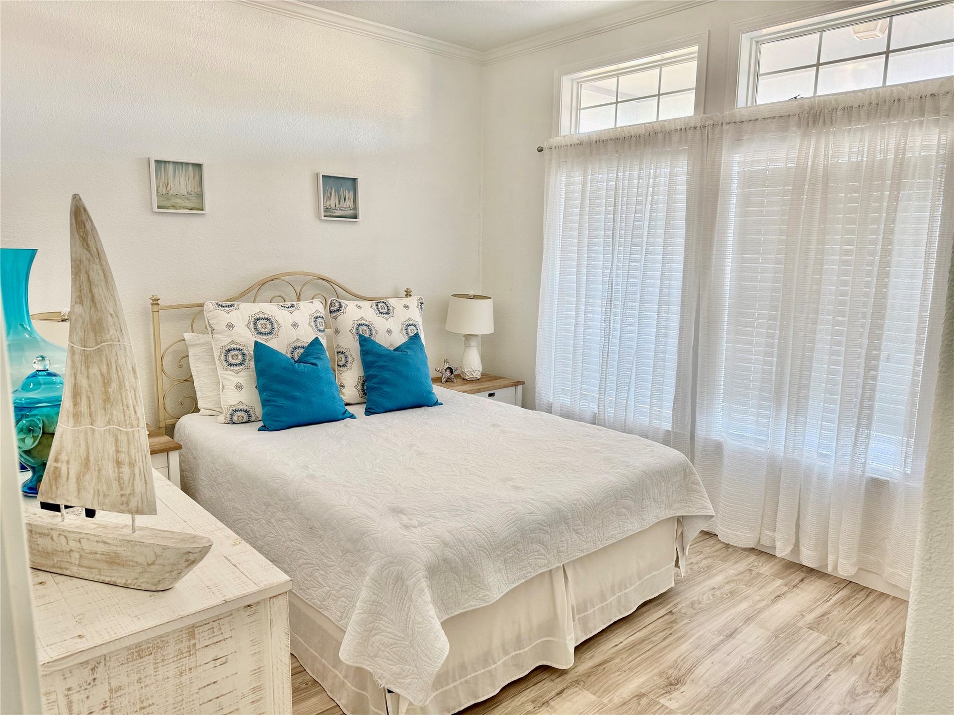 981 Nassau Drive, Crystal Beach, TX 77650 Secondary bedroom