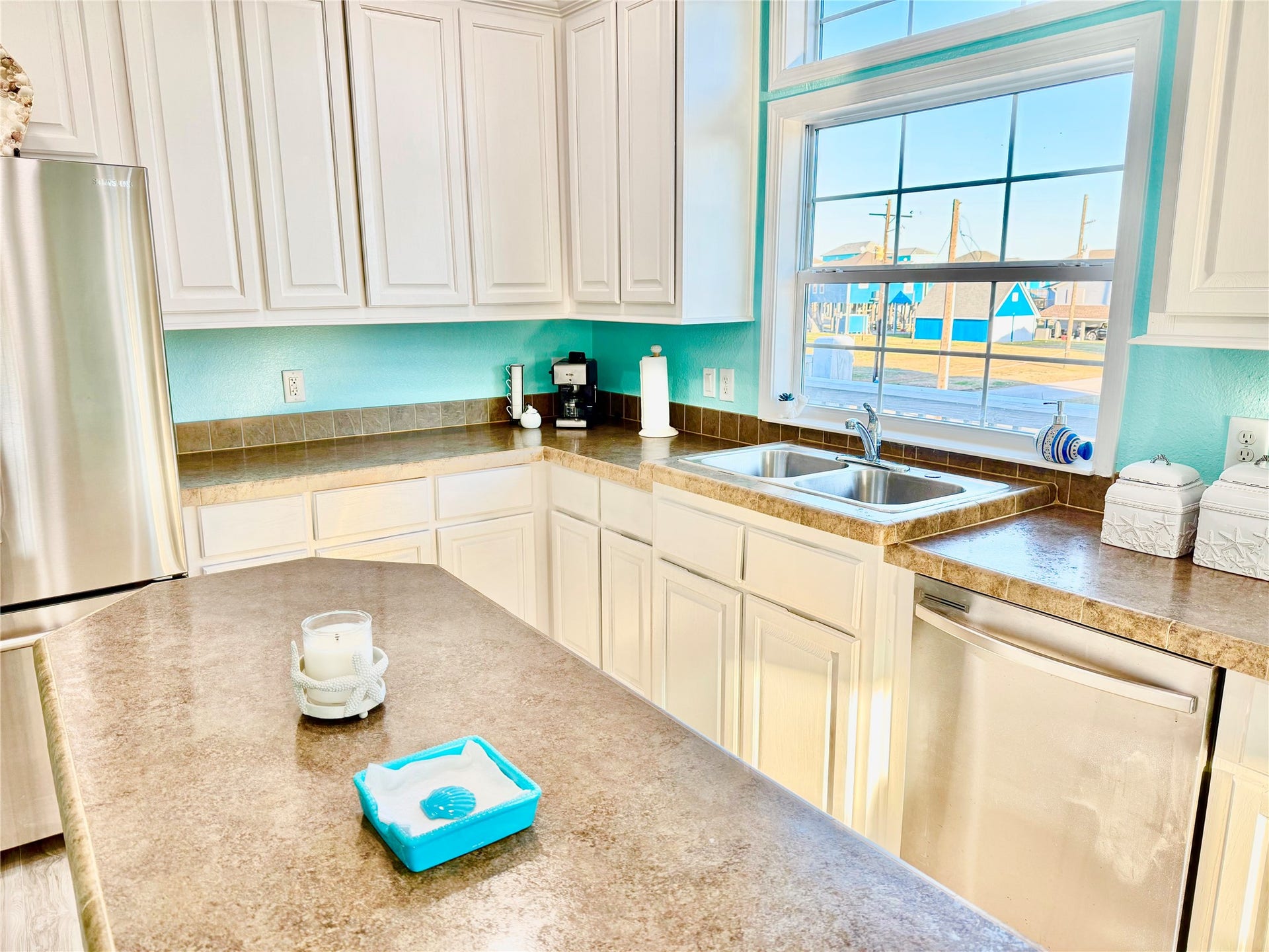981 Nassau Drive, Crystal Beach, TX 77650 981 Nassau Drive, Crystal Beach, TX 77650