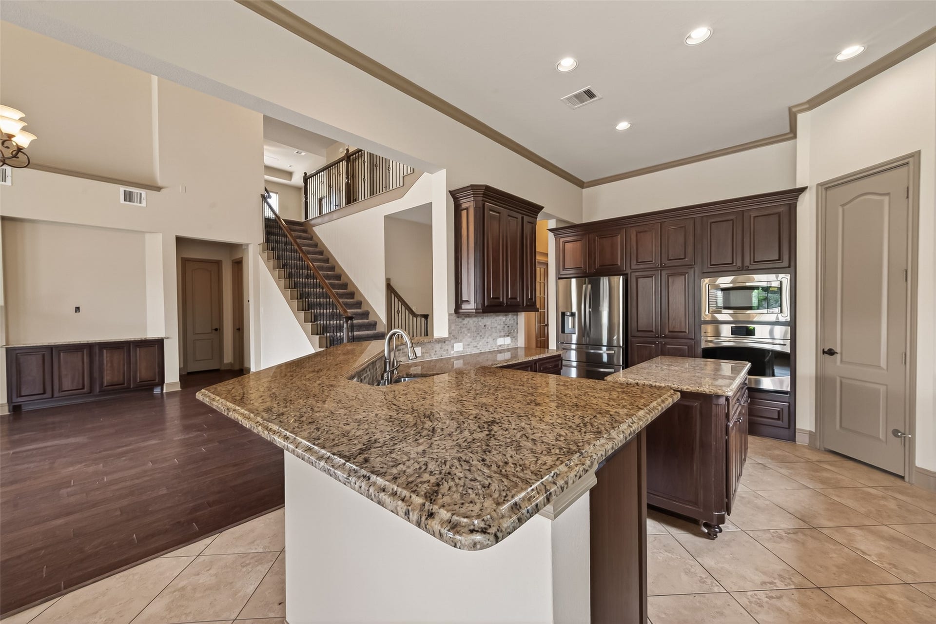 27411 Manor Falls Lane, Fulshear, TX 77441 27411 Manor Falls Lane, Fulshear, TX 77441
