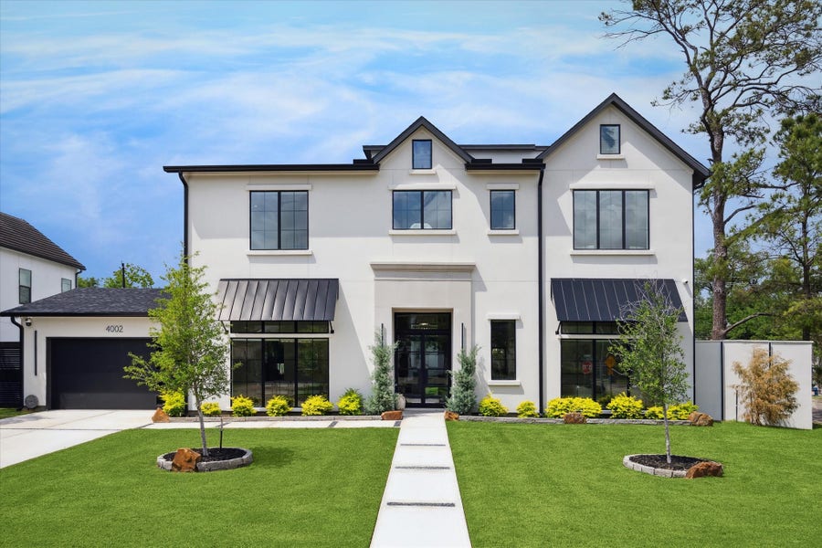 Property photo for 4002 Meadow Lake Lane, Houston, TX