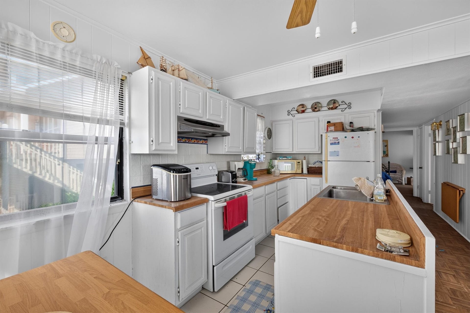 13822 San Domingo Drive, Galveston, TX 77554 13822 San Domingo Drive, Galveston, TX 77554
