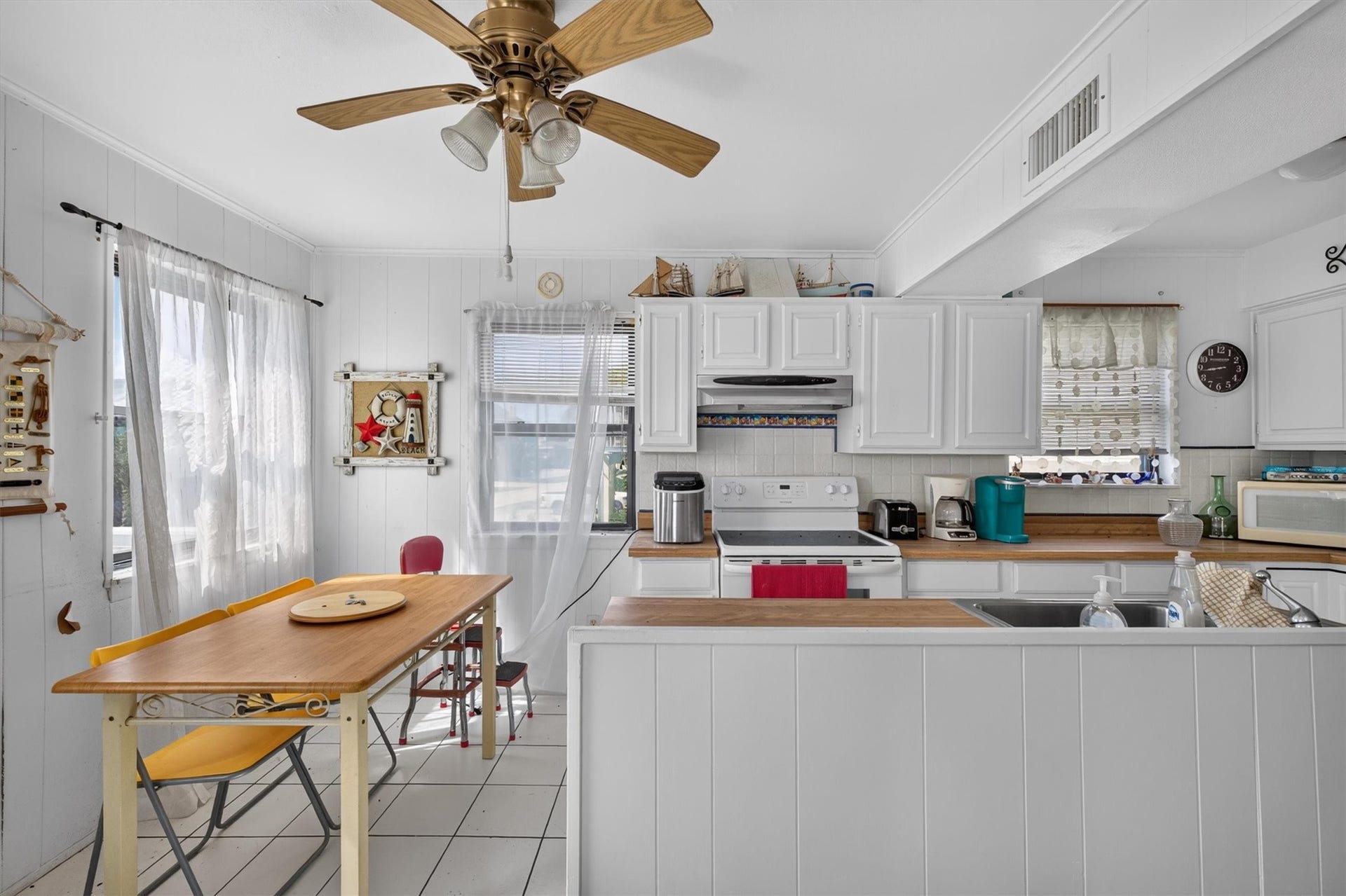 13822 San Domingo Drive, Galveston, TX 77554 13822 San Domingo Drive, Galveston, TX 77554