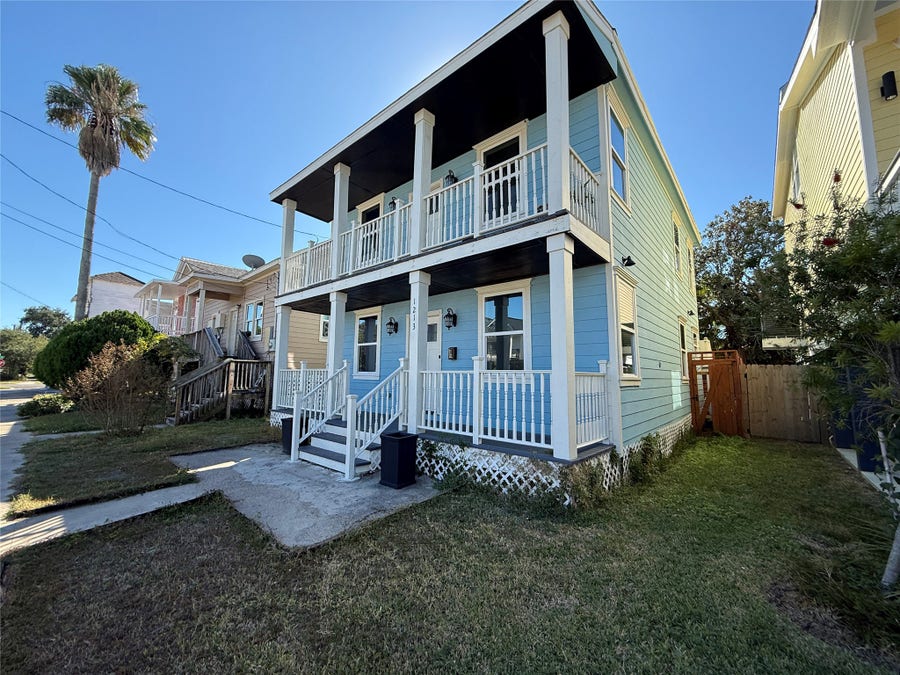 Property photo for 1213 32nd Street, Galveston, TX