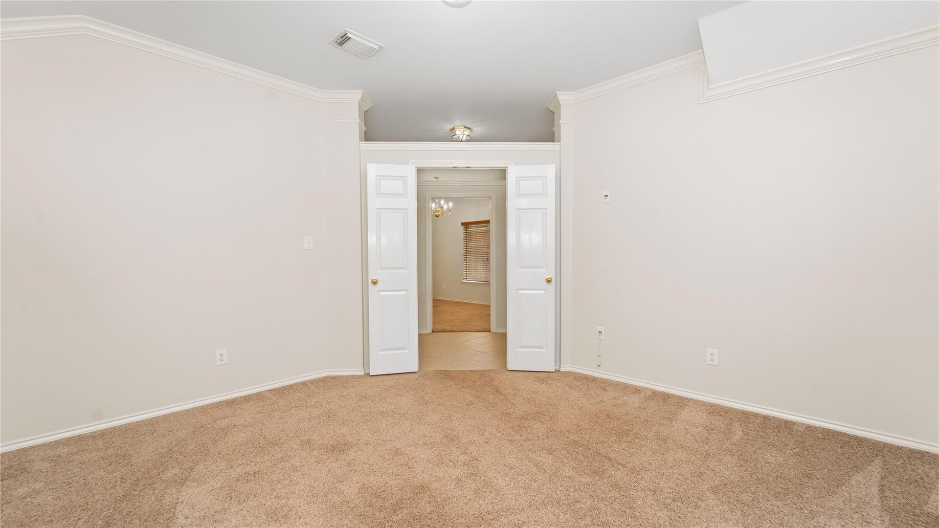 1522 Martin Lake Drive, Richmond, TX 77406 Home Study/Office right off the entry way to the home.