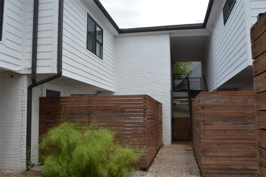 Property photo for 1710 Brun Street, #10, Houston, TX