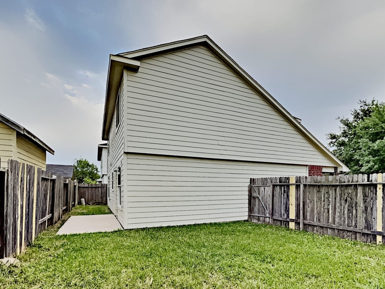 911 Red Alder Circle, Houston, TX 77073