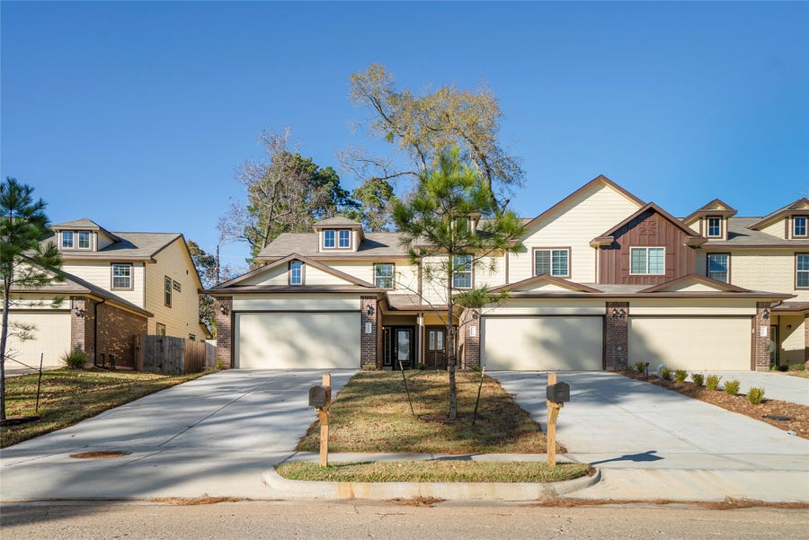 Property photo for 15524 Marina Drive, Montgomery, TX