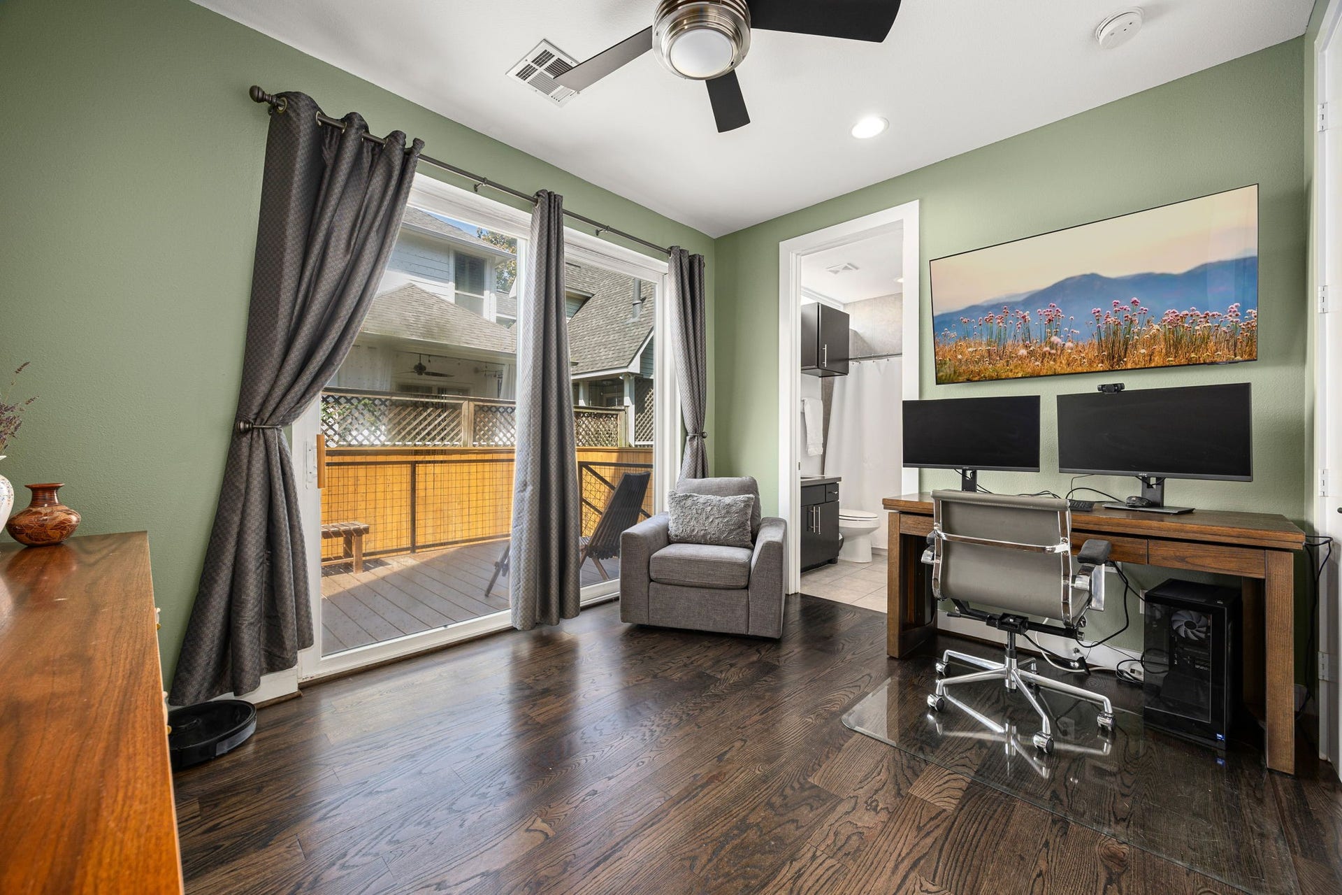 1232 W 24th Street, #H, Houston, TX 77008 Secondary Bedroom