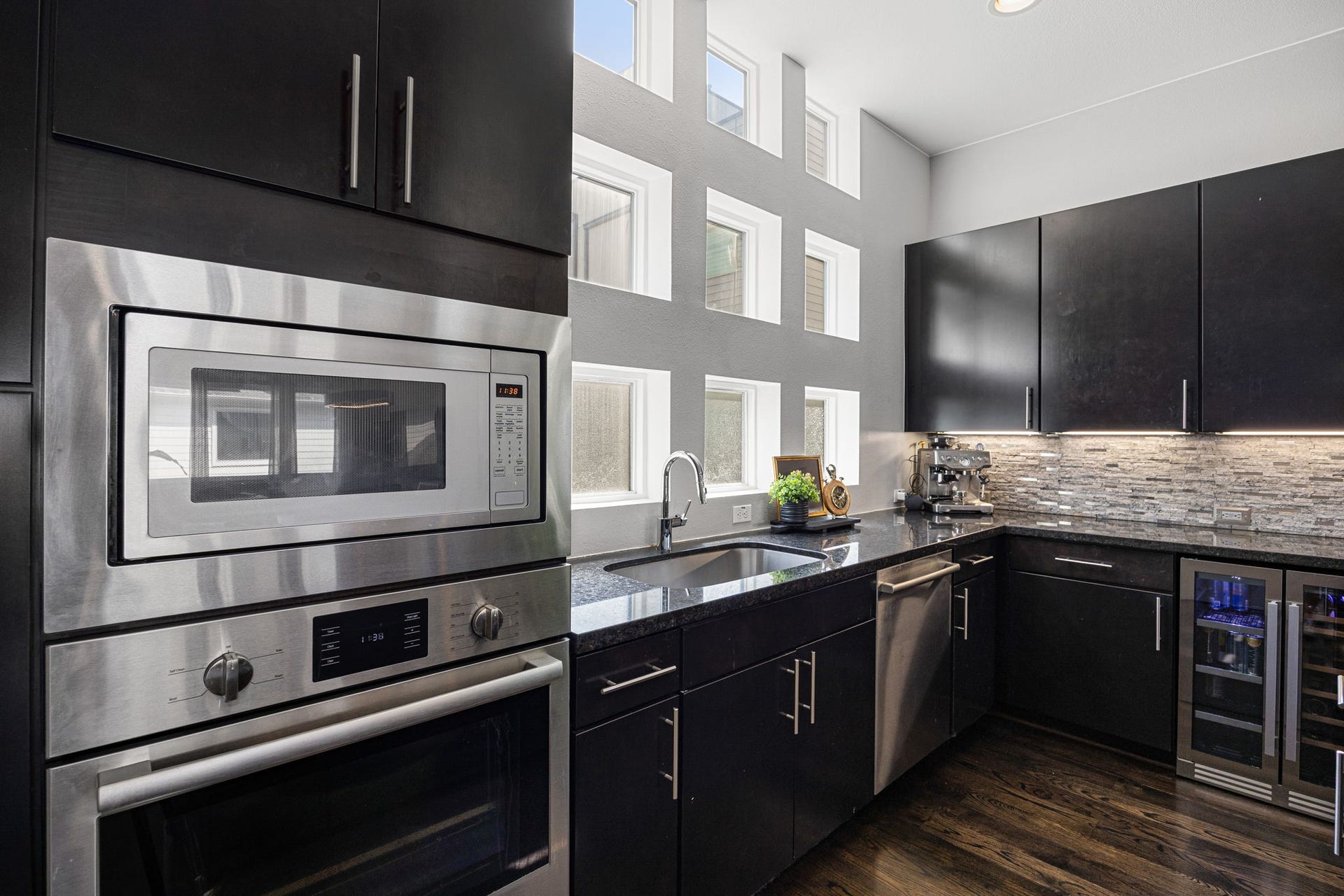 1232 W 24th Street, #H, Houston, TX 77008 1232 W 24th Street, #H, Houston, TX 77008