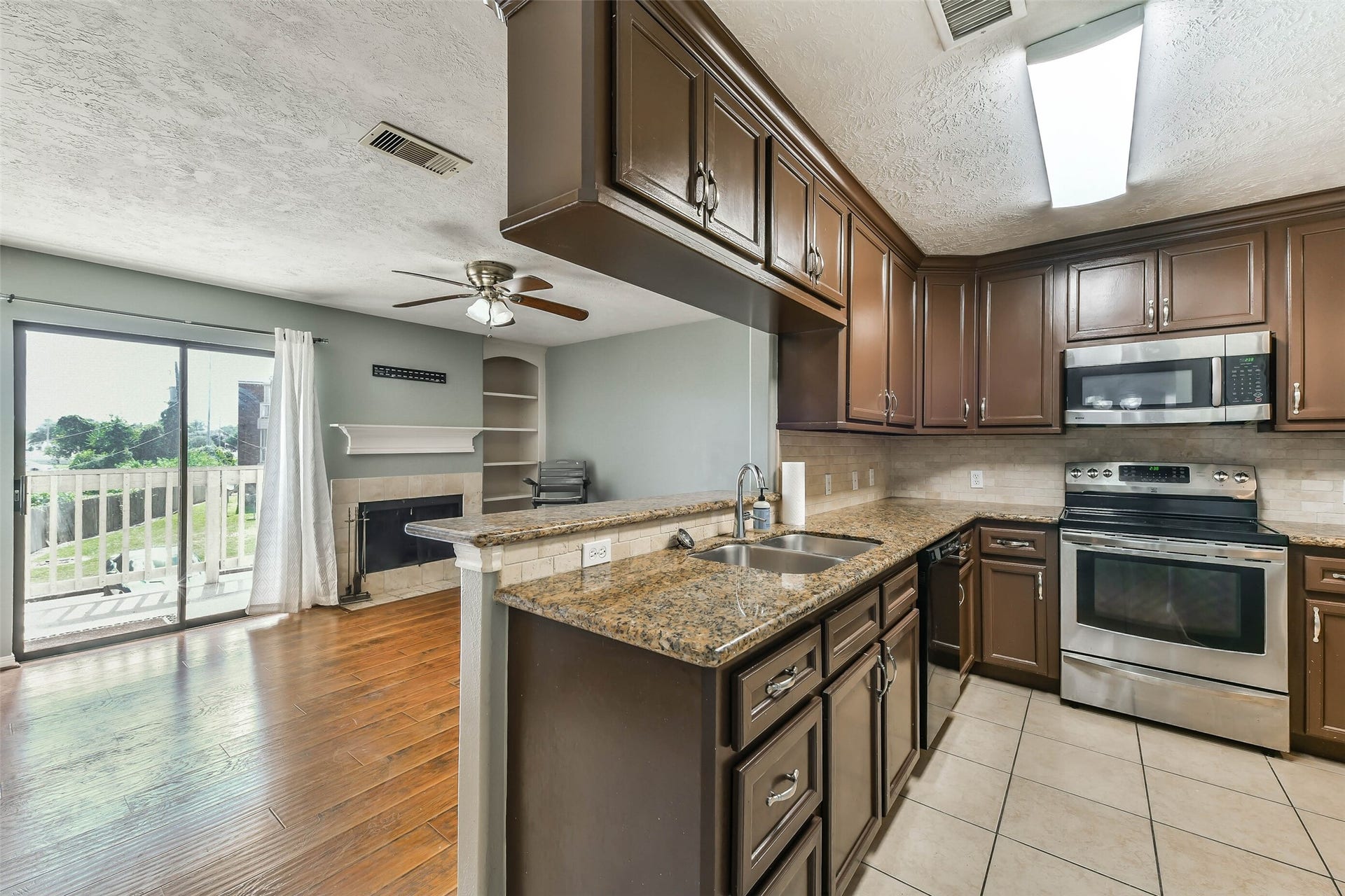2501 Gulf Freeway, #243D, Dickinson, TX 77539 2501 Gulf Freeway, #243D, Dickinson, TX 77539
