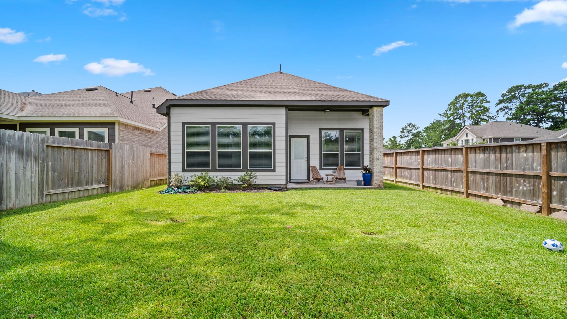 505 Burnaby Court, Montgomery, TX 77316