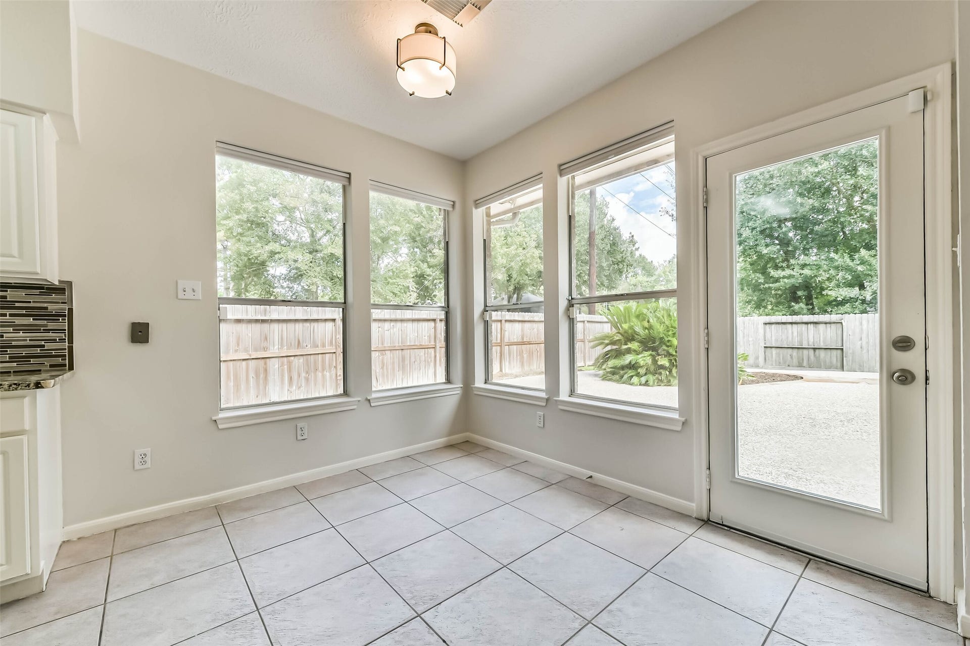 A sunny spot for your first cup of coffee, a leisurely brunch or a quiet moment with a book. Windows wrap the breakfast nook in natural light, and direct patio access lets you carry the morning outdoors.