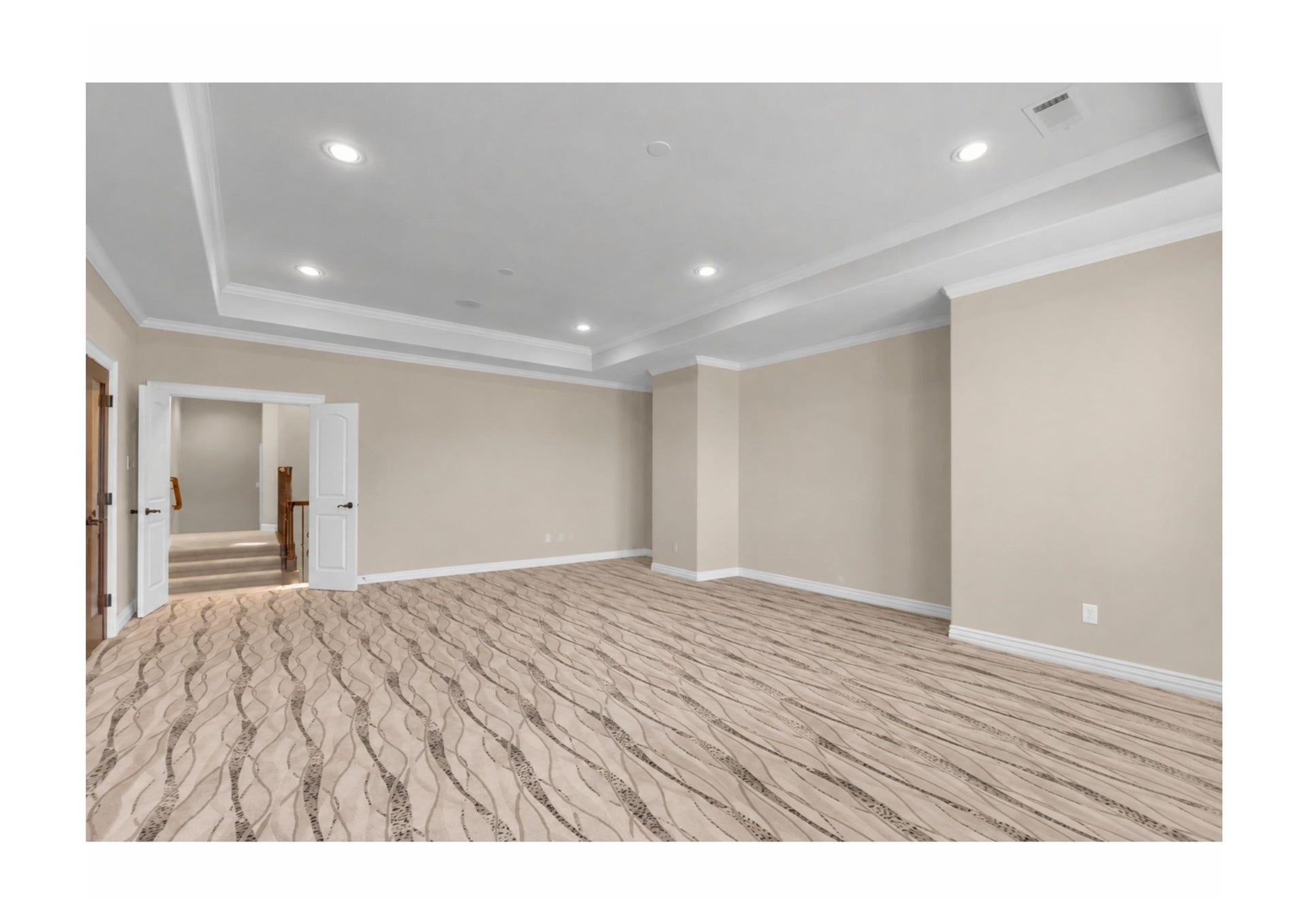 Upstairs flex - family room.