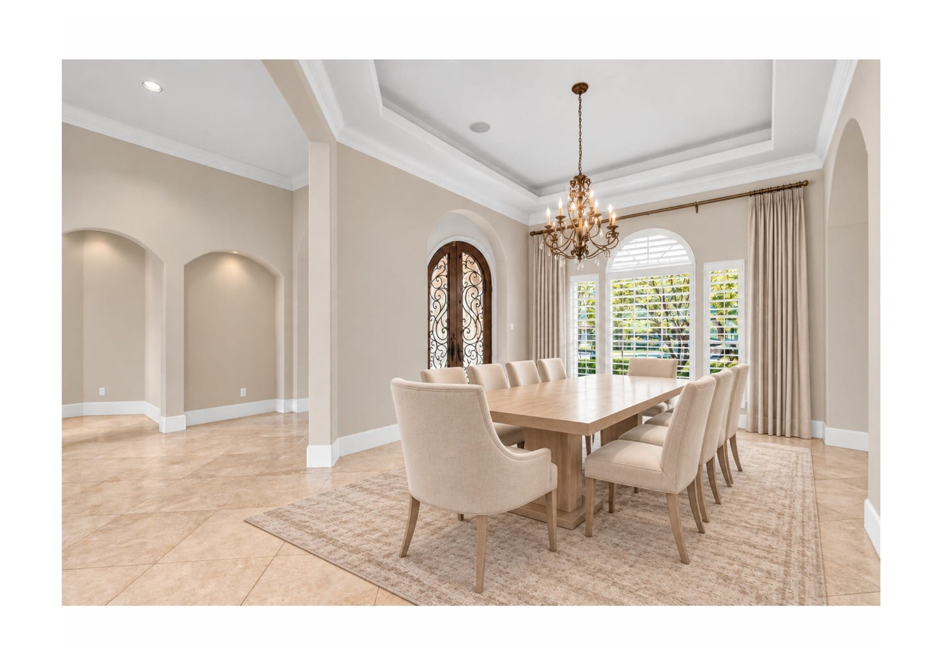 7 Player Ridge, The Woodlands, TX 77382