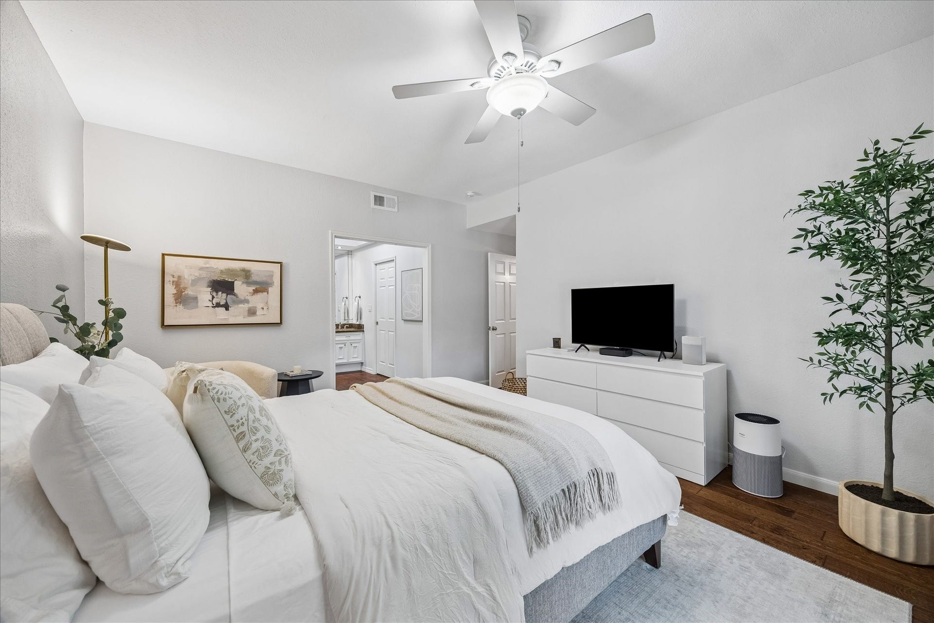 11711 Memorial Drive, #272, Houston, TX 77024