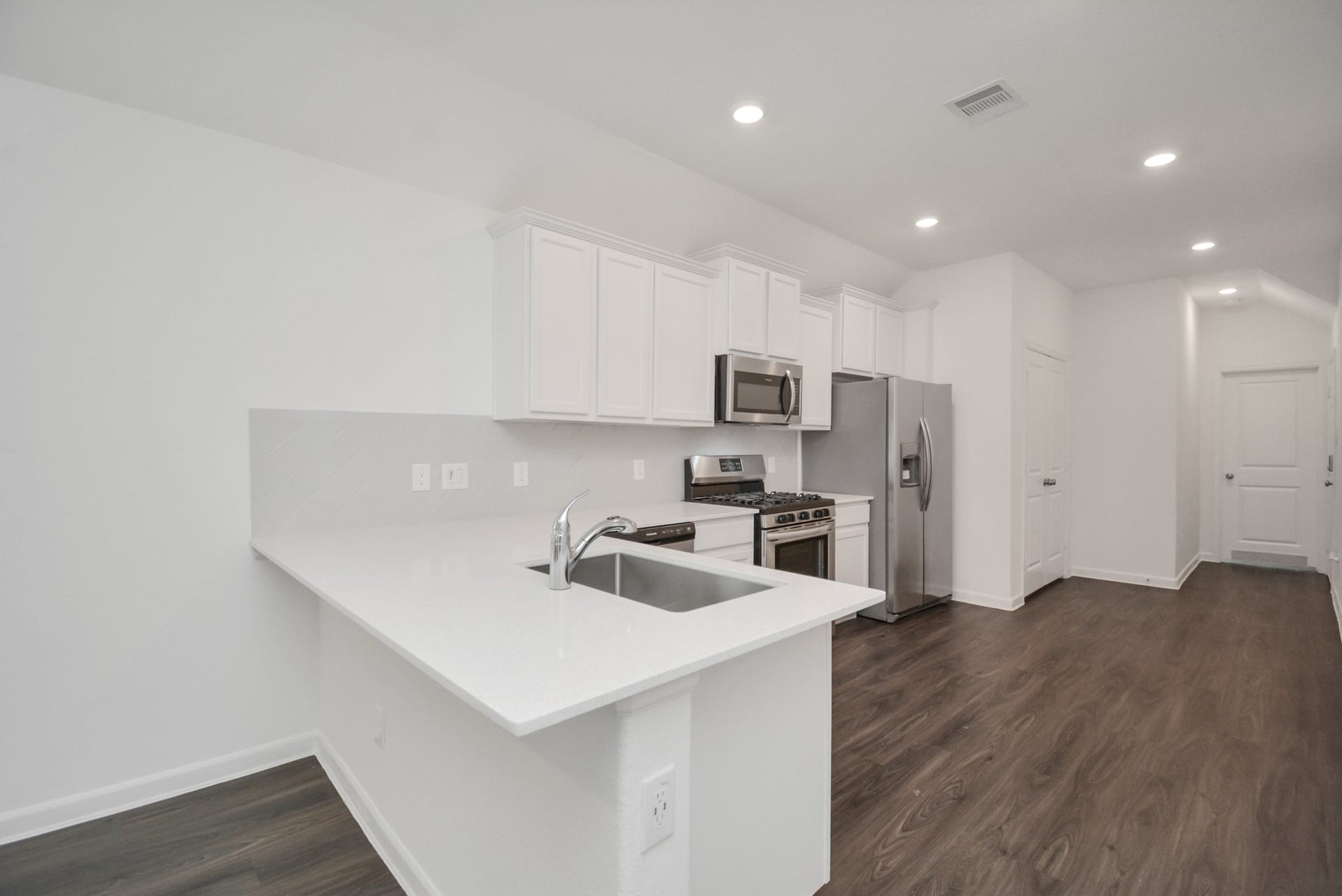 15826 Menlow Bend Drive, Humble, TX 77396 15826 Menlow Bend Drive, Humble, TX 77396