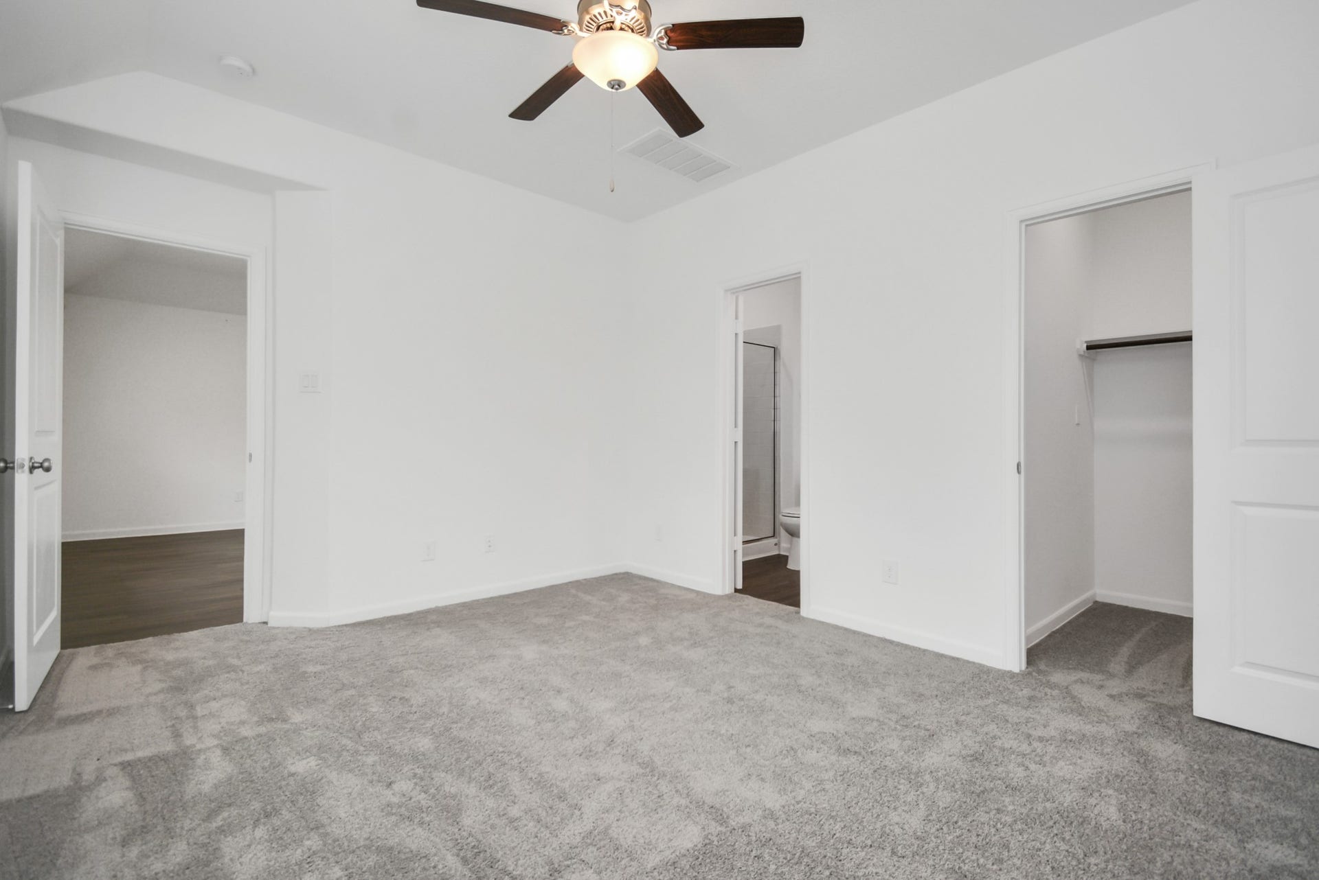 15826 Menlow Bend Drive, Humble, TX 77396 15826 Menlow Bend Drive, Humble, TX 77396