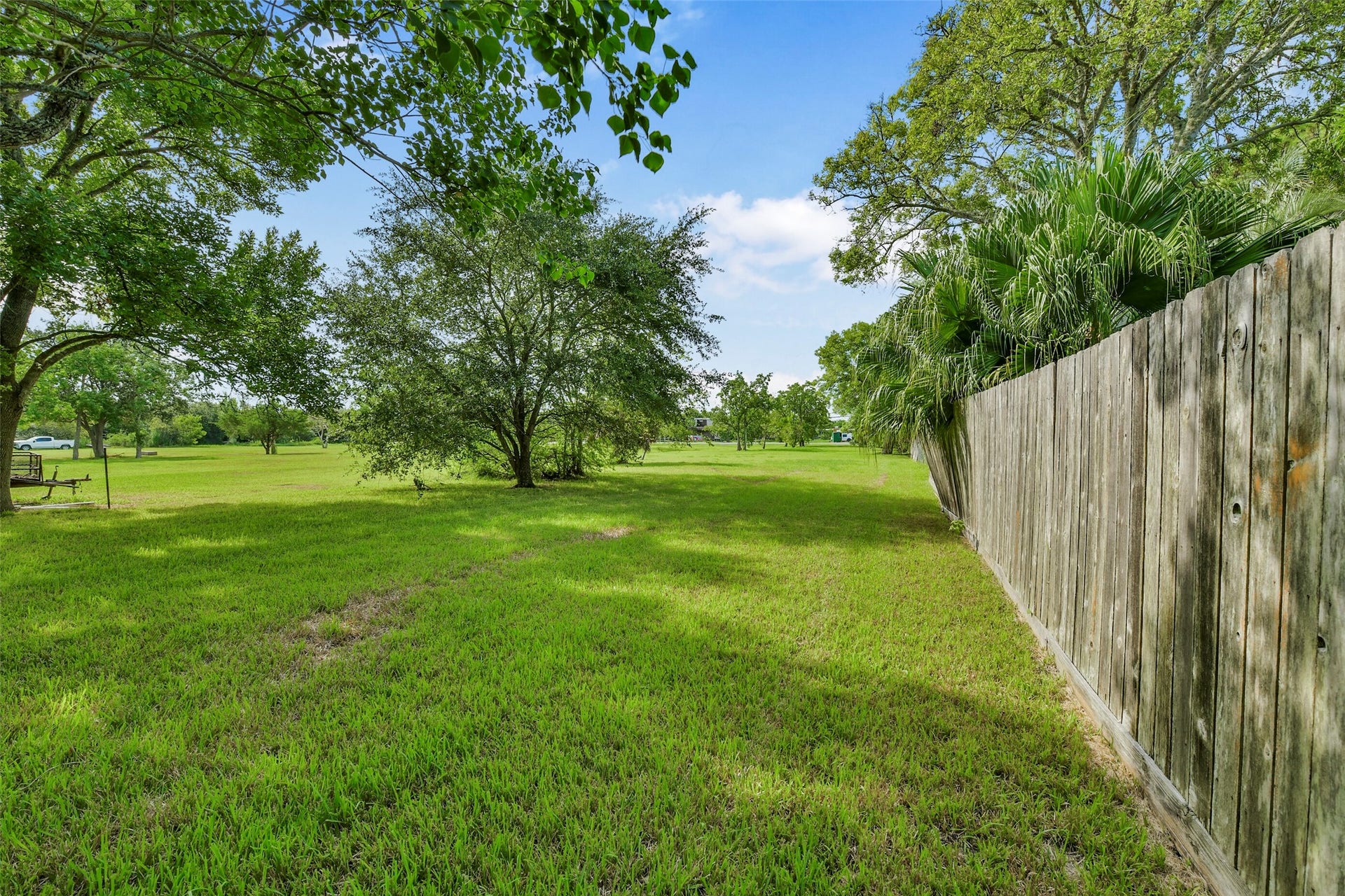 2480 E East Bayshore Drive, San Leon, TX 77539 2480 E East Bayshore Drive, San Leon, TX 77539