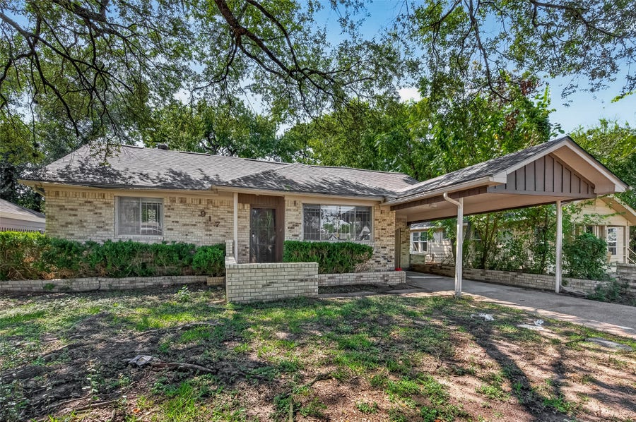Property photo for 917 Defender Street, Houston, TX
