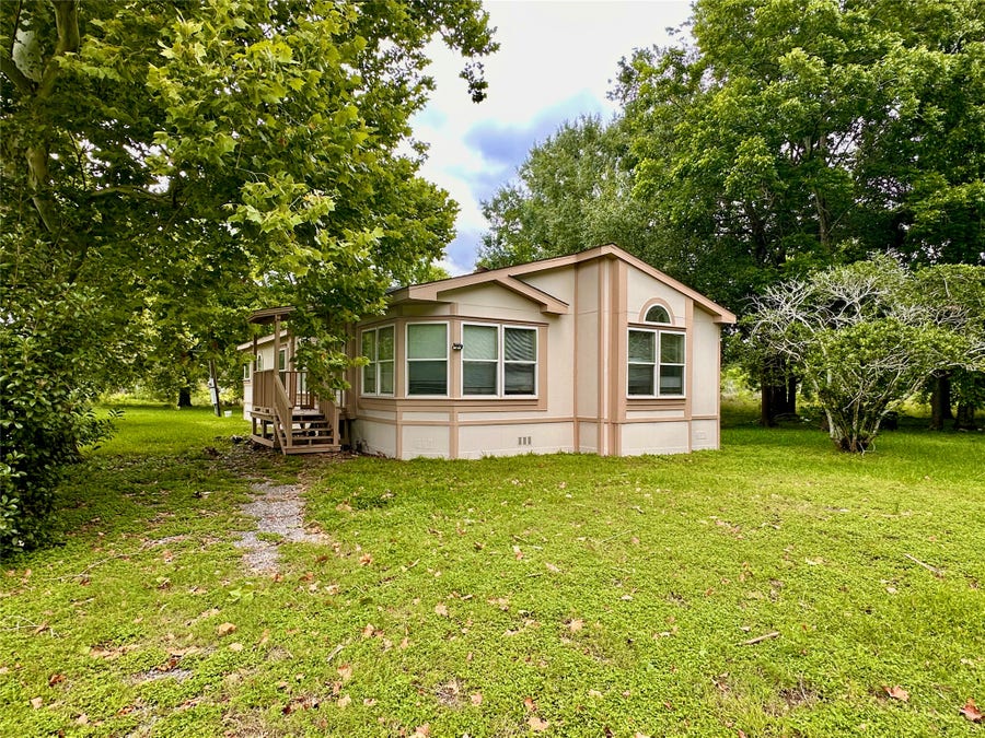 Property photo for 202 Main Street, Fresno, TX