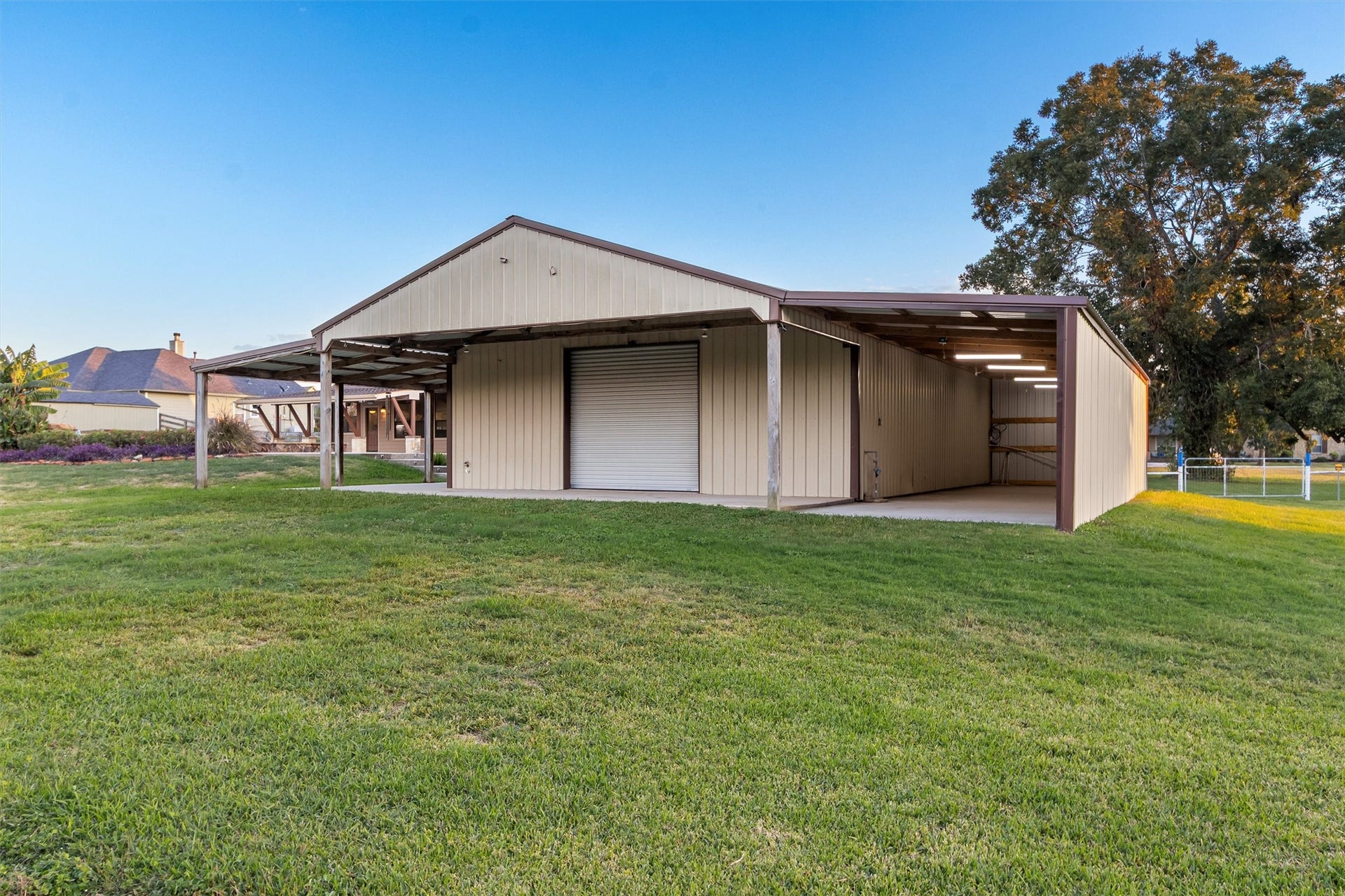 22078 Stone Creek Lane, Montgomery, TX 77316 22078 Stone Creek Lane, Montgomery, TX 77316