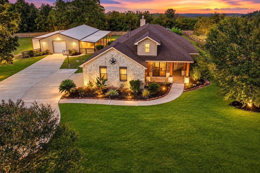 Property photo for 22078 Stone Creek Lane, Montgomery, TX