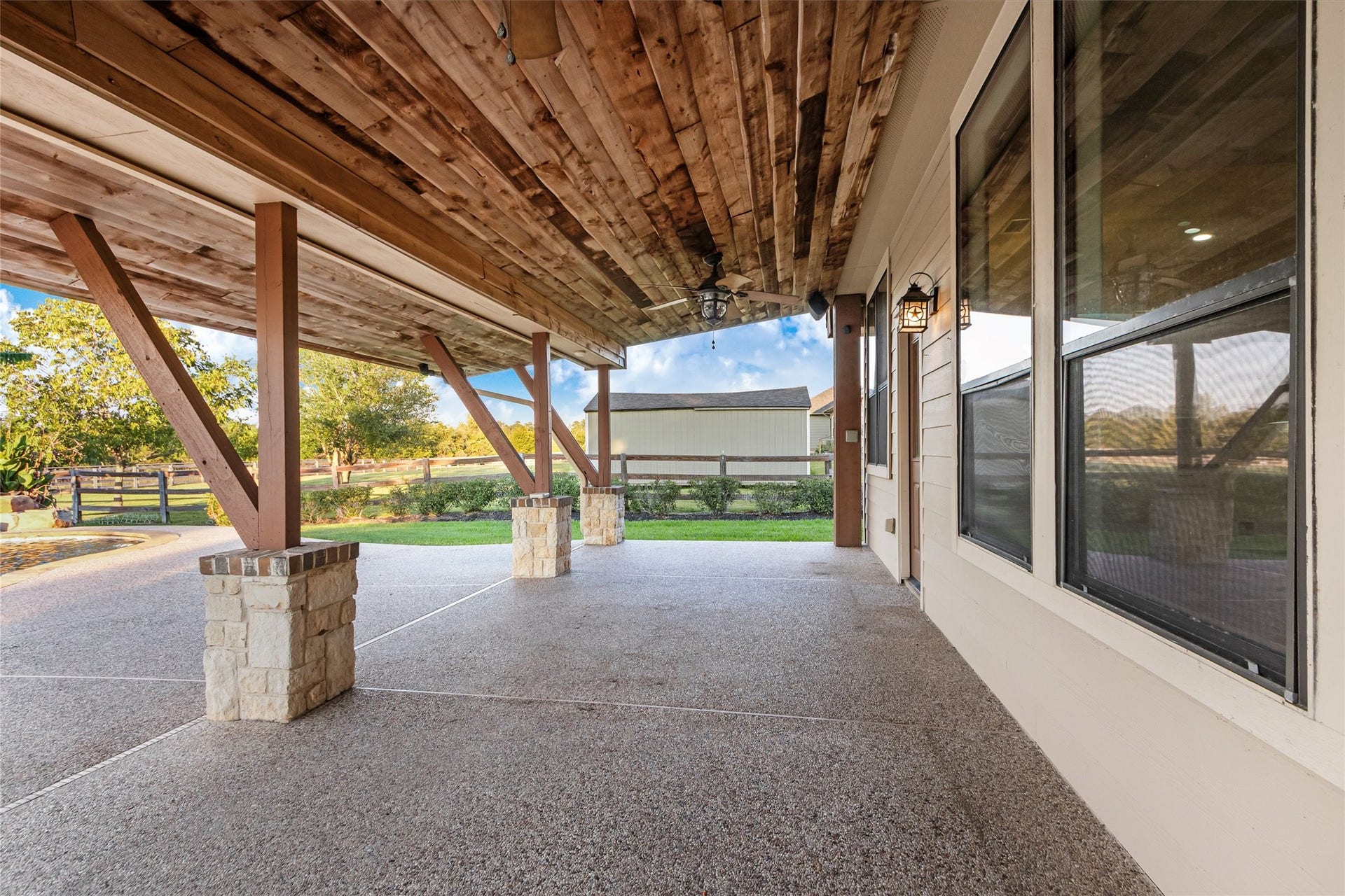 22078 Stone Creek Lane, Montgomery, TX 77316 22078 Stone Creek Lane, Montgomery, TX 77316