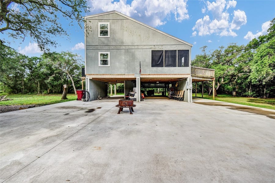 Property photo for 6318 Tercero, Brazoria, TX