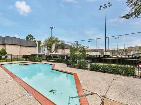8417 Hearth Drive, #21, Houston, TX 77054 Pool