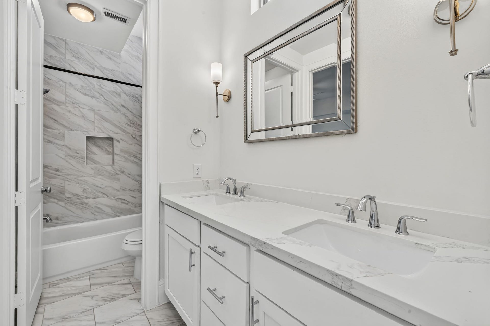 1713 Holman Street, Houston, TX 77004 1713 Holman Street, Houston, TX 77004