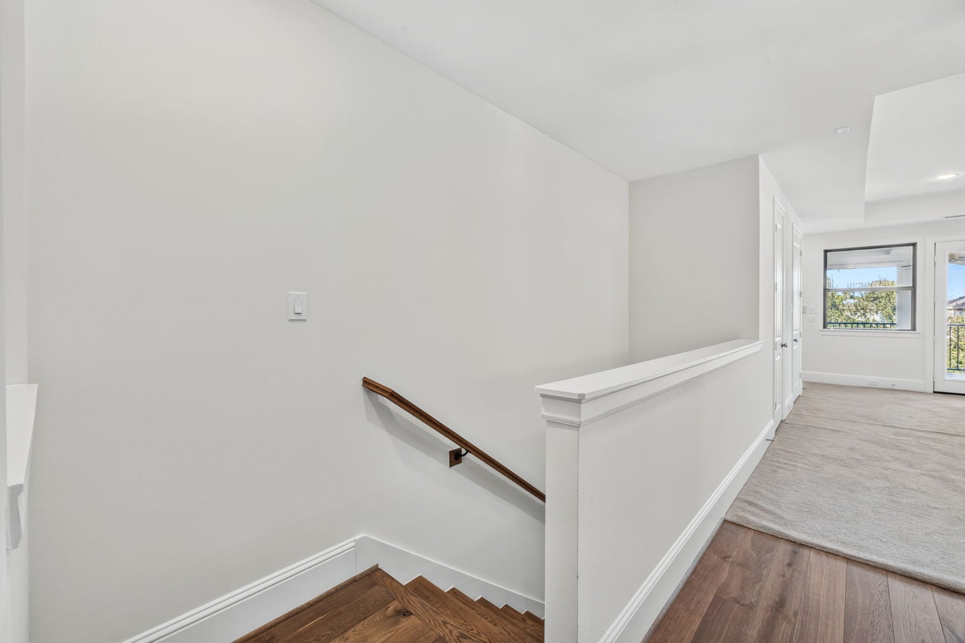 1713 Holman Street, Houston, TX 77004 Perched on the top level, this spectacular third-floor game room flows seamlessly out to an expansive terrace