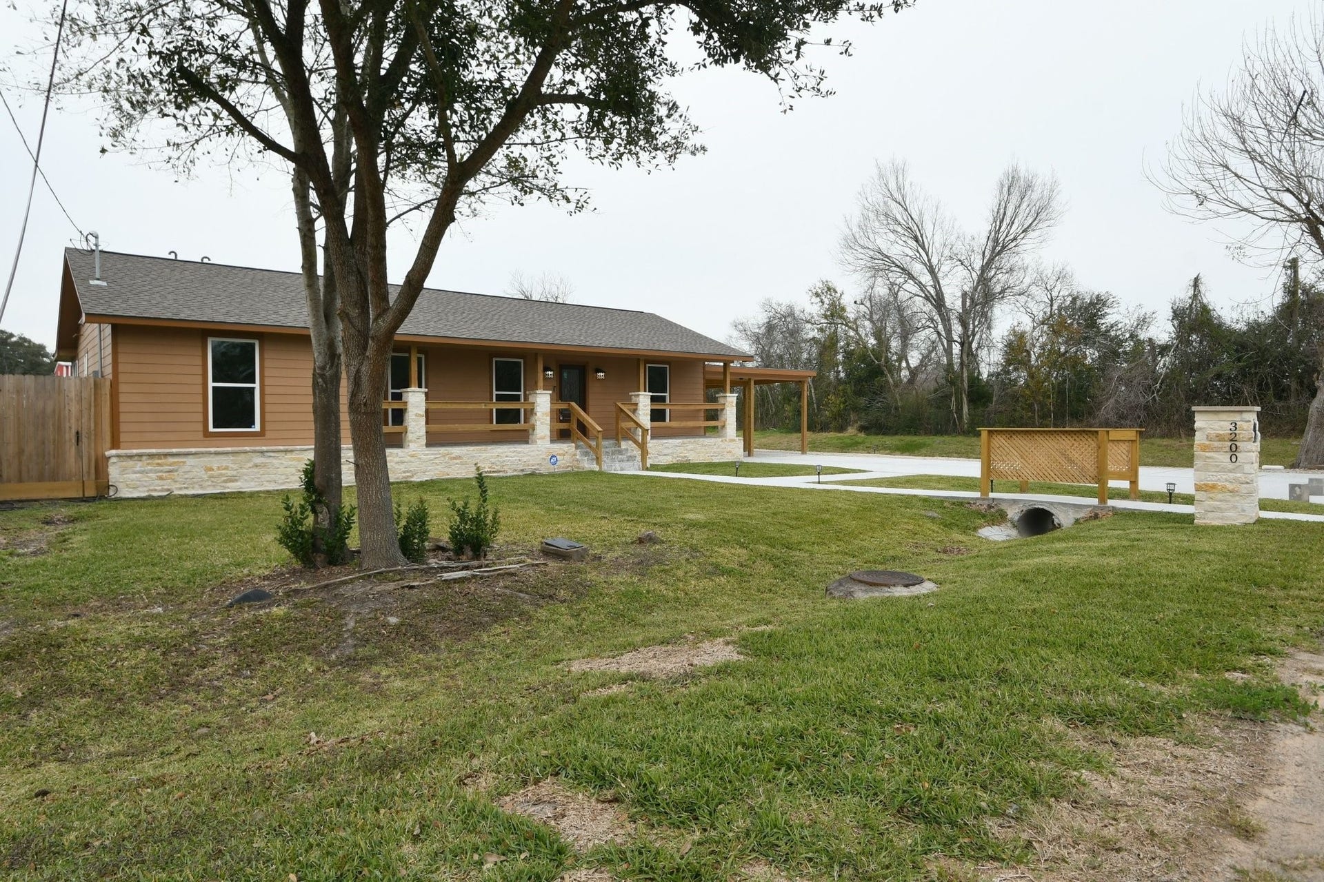 3200 Hoover Street, La Marque, TX 77568 3200 Hoover Street, La Marque, TX 77568
