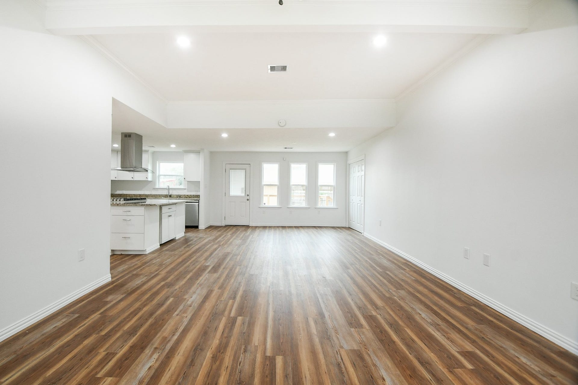 3200 Hoover Street, La Marque, TX 77568 All the windows are Impact-Rated or Windtsorm rated