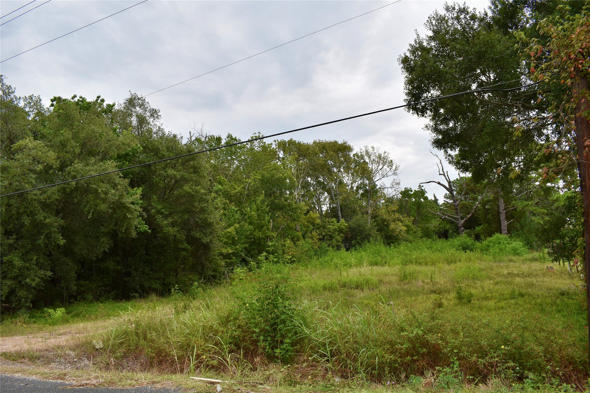 102 S Willow Street, Texas City, TX 77591 102 S Willow Street, Texas City, TX 77591