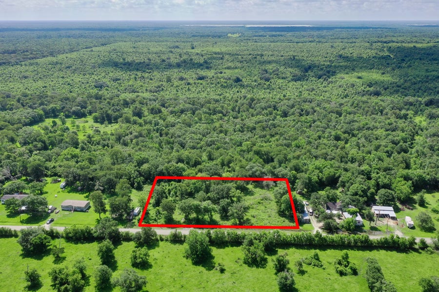 Property photo for 359 County Road 472, Sweeny, TX