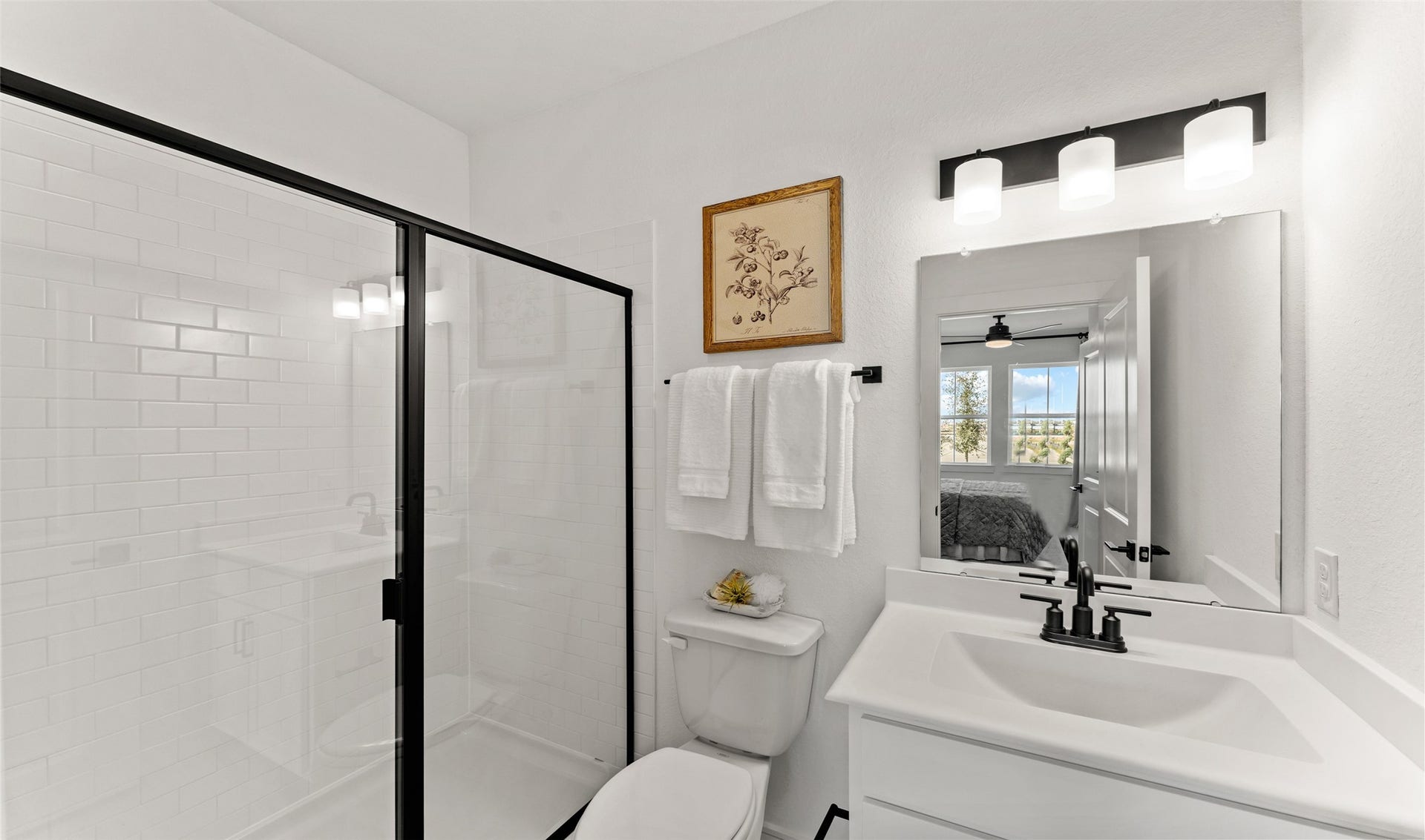 Extra Suite bath (*Photo not of actual home and used for illustration purposes only.)