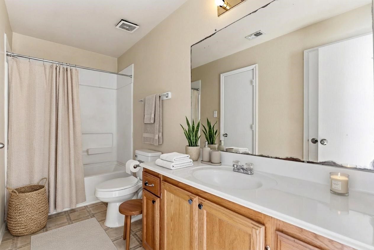 3910 Ridge Canyon Road, Baytown, TX 77521 This photo is virtually staged