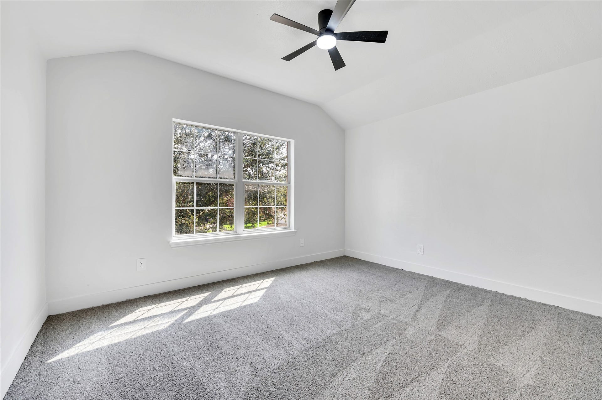 4503 Regal Drive, Baytown, TX 77521 4503 Regal Drive, Baytown, TX 77521