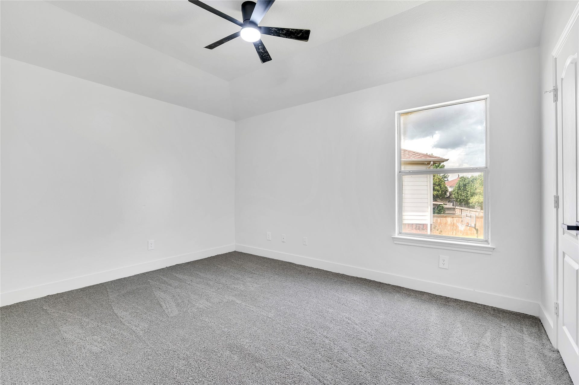 4503 Regal Drive, Baytown, TX 77521 4503 Regal Drive, Baytown, TX 77521