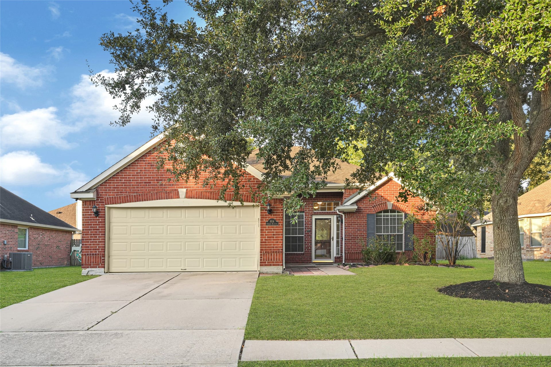 804 Cherry Blossom Drive, League City, TX 77573 804 Cherry Blossom Drive, League City, TX 77573