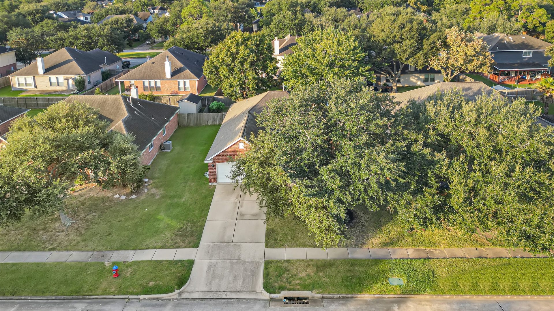 804 Cherry Blossom Drive, League City, TX 77573 804 Cherry Blossom Drive, League City, TX 77573