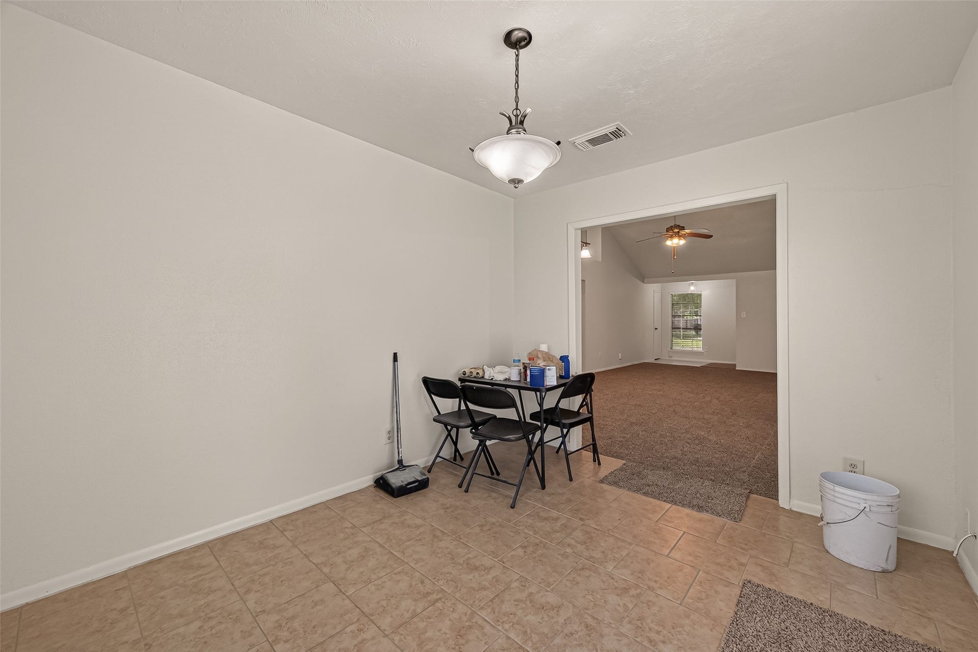 2714 S Brompton Drive, Pearland, TX 77584 2714 S Brompton Drive, Pearland, TX 77584
