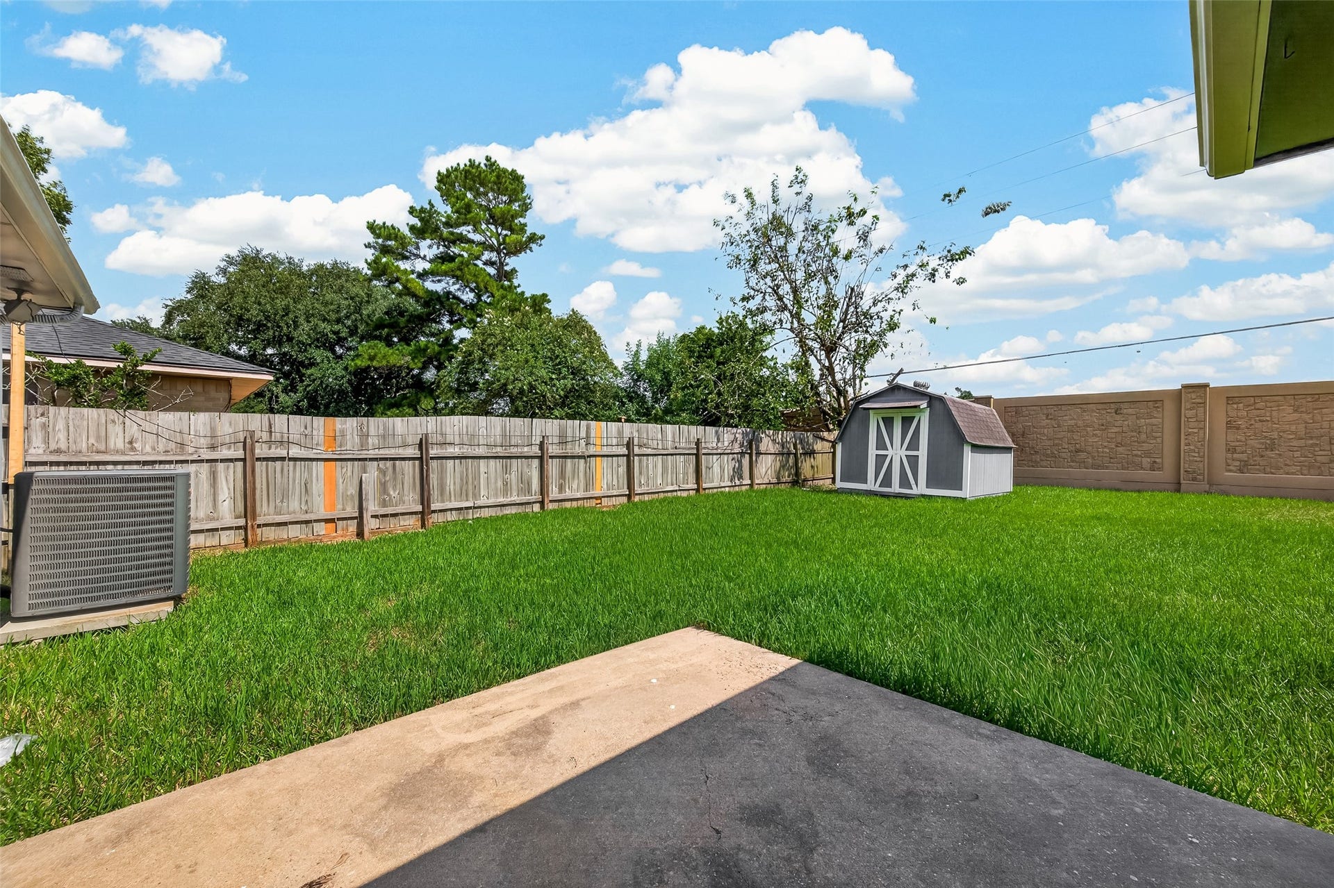2714 S Brompton Drive, Pearland, TX 77584 2714 S Brompton Drive, Pearland, TX 77584