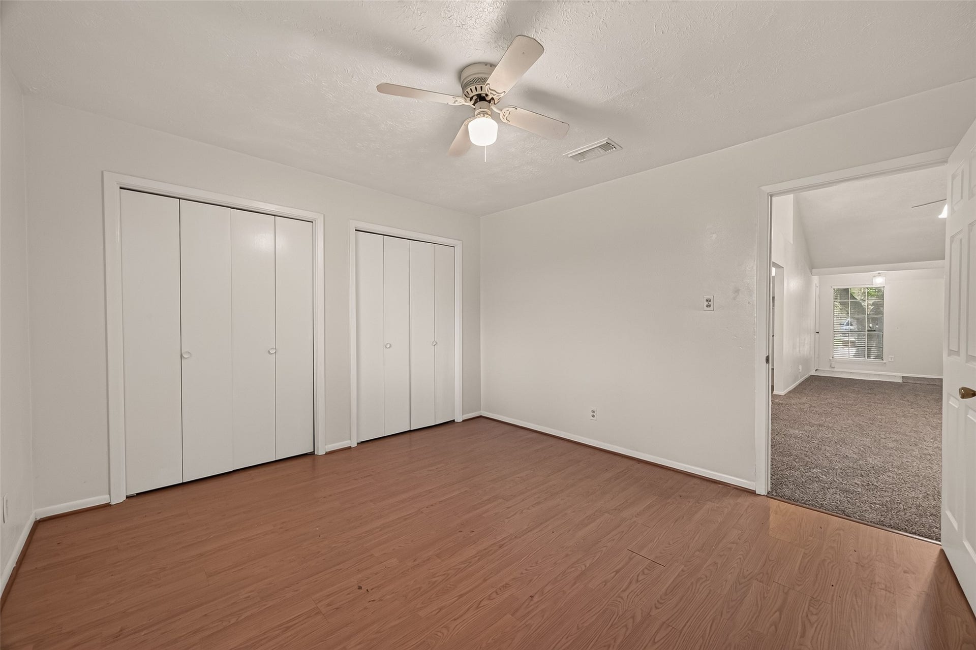 2714 S Brompton Drive, Pearland, TX 77584 2714 S Brompton Drive, Pearland, TX 77584