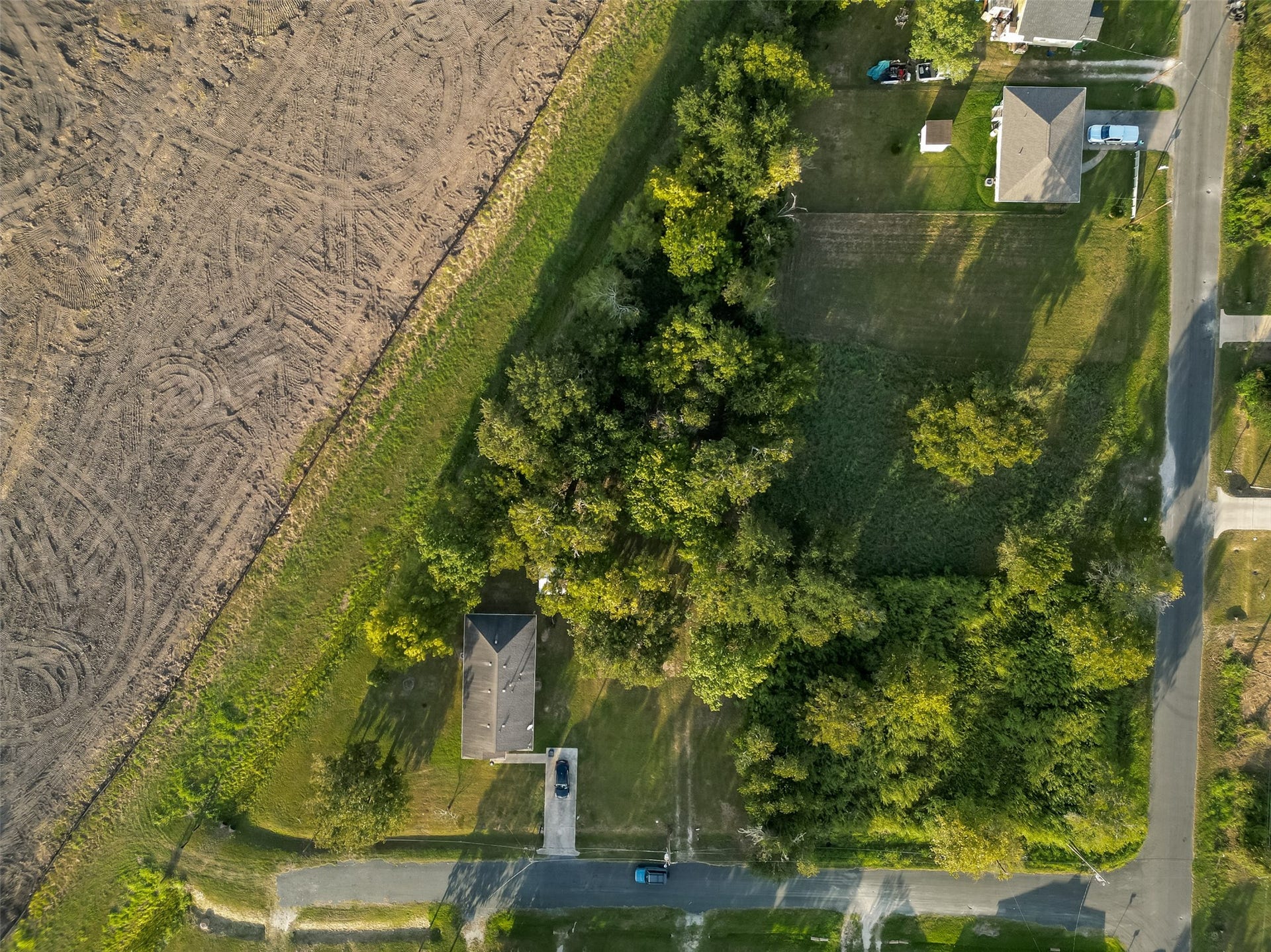 410 Bates Street, Texas City, TX 77591 410 Bates Street, Texas City, TX 77591
