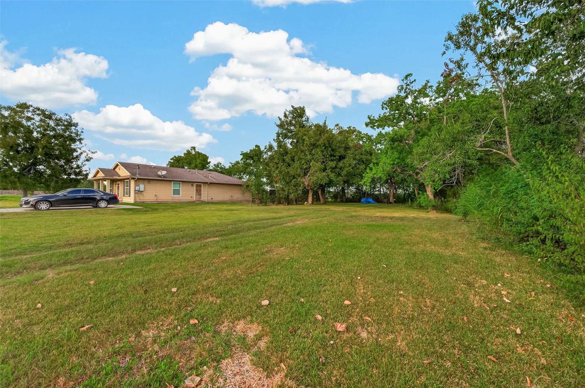 410 Bates Street, Texas City, TX 77591 410 Bates Street, Texas City, TX 77591