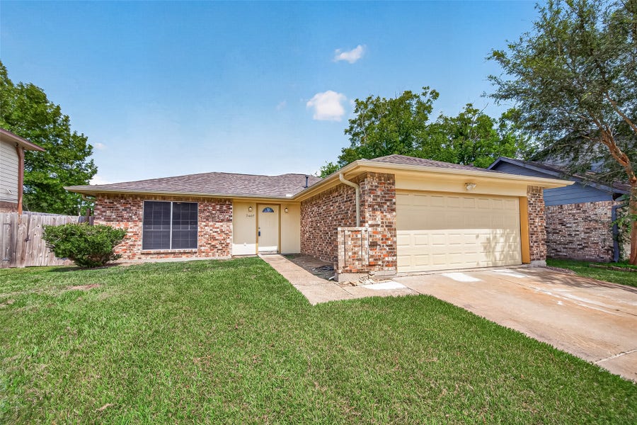Property photo for 7407 Cortes Drive, Houston, TX