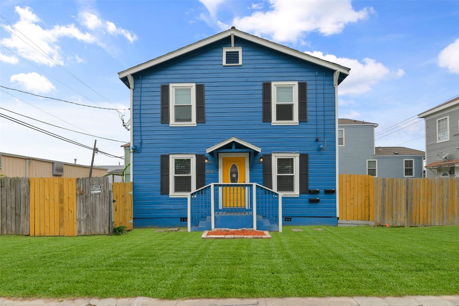 Property photo for 909 28th Street, #C, Galveston, TX