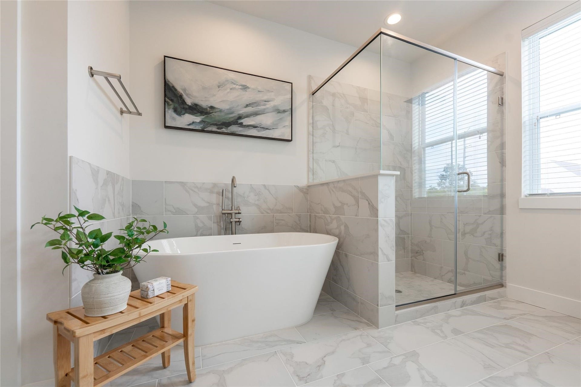 5518 Wheatley Street, #B, Houston, TX 77091 Spa-inspired primary bathroom with freestanding soaking tub